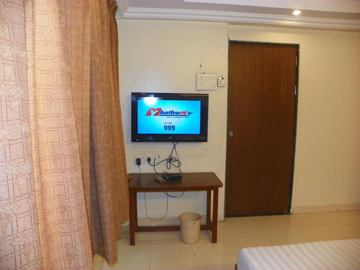 Hotel Rajdeep Púna Exteriér fotografie